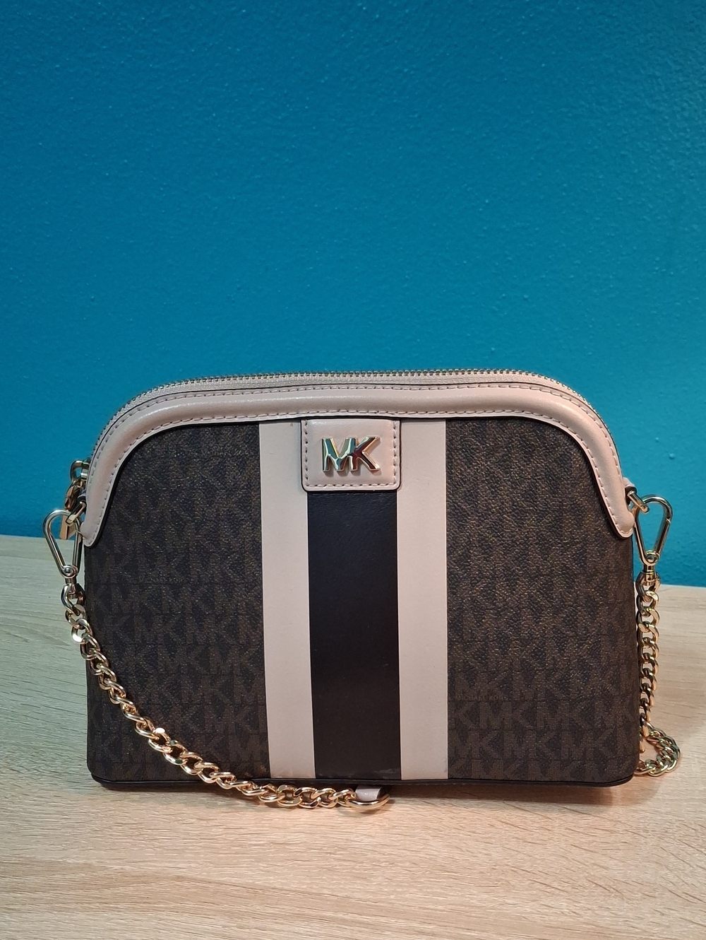 Michael Kors Mott Large Zip Dome   Crossbody Nwot